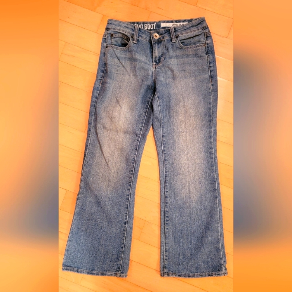 DKNY jeans size 2 petite women bootcut flare